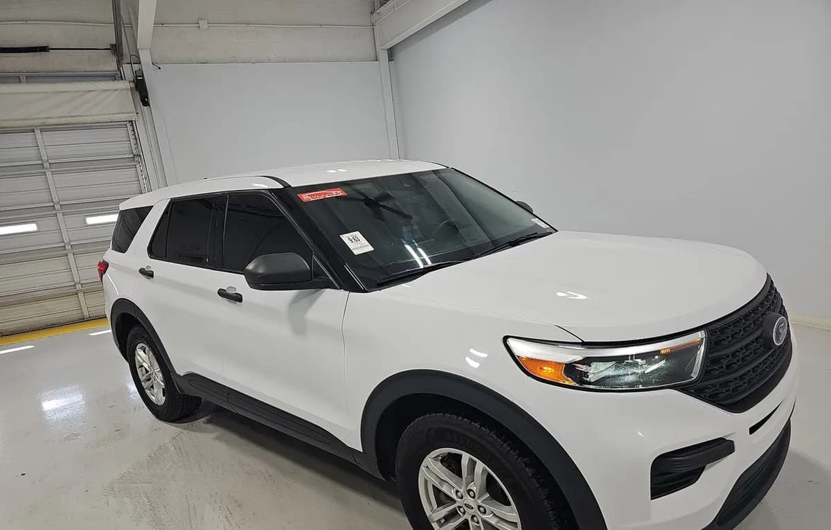 2023 FORD EXPLORER Base 4