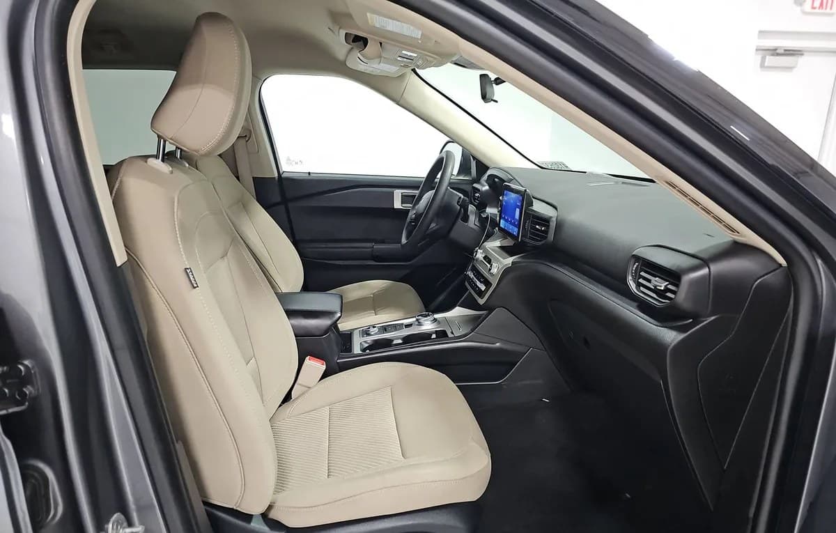 2022 FORD EXPLORER Base 5