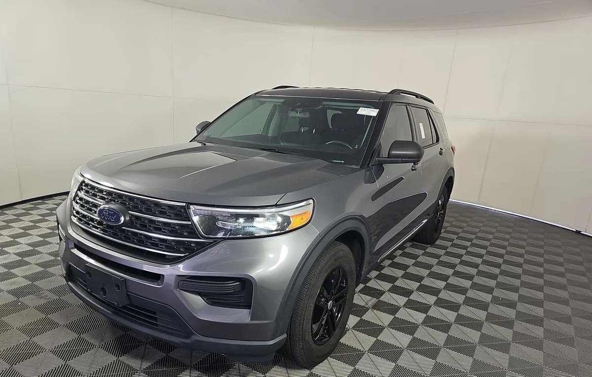 2022 FORD EXPLORER XLT 2