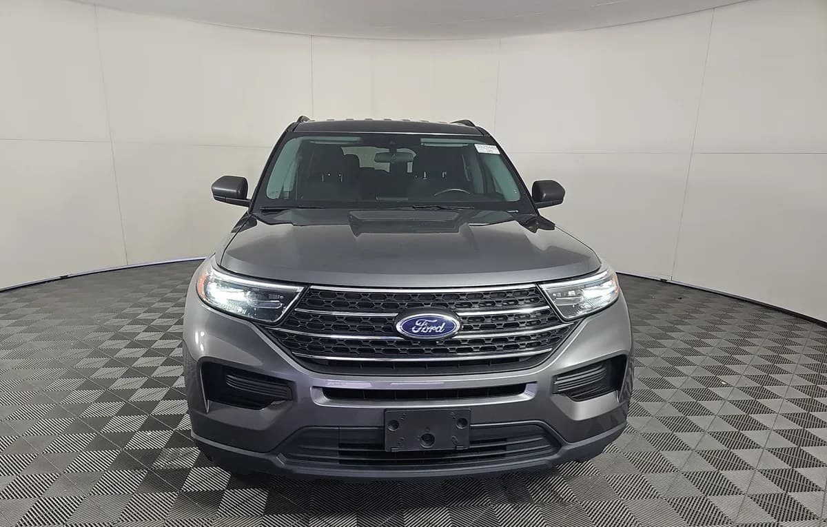 2022 FORD EXPLORER XLT 3