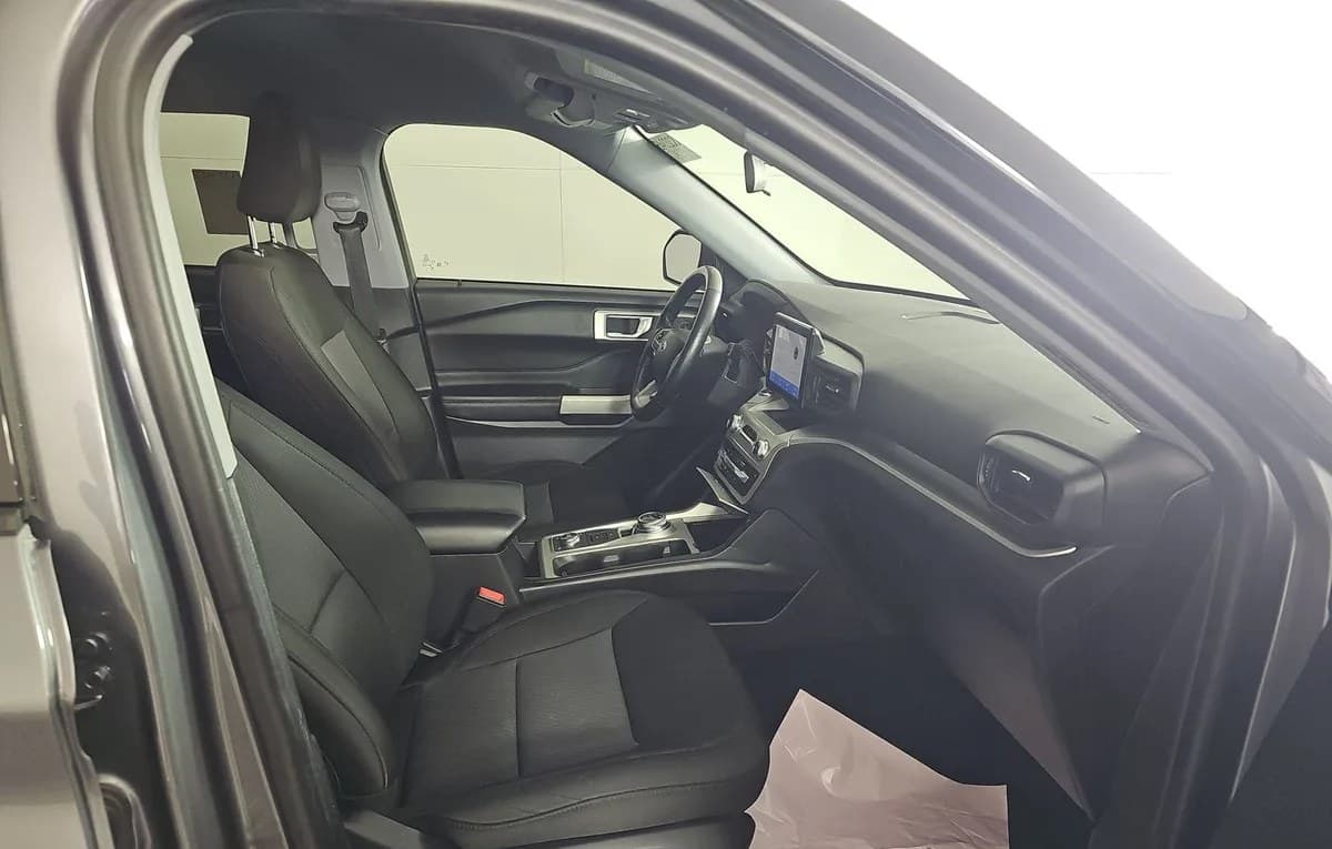 2022 FORD EXPLORER XLT 5
