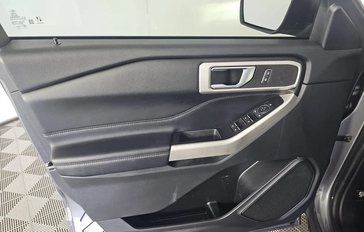 2022 FORD EXPLORER XLT 6
