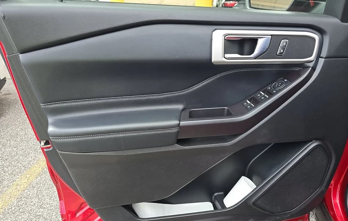 2020 FORD EXPLORER XLT 6