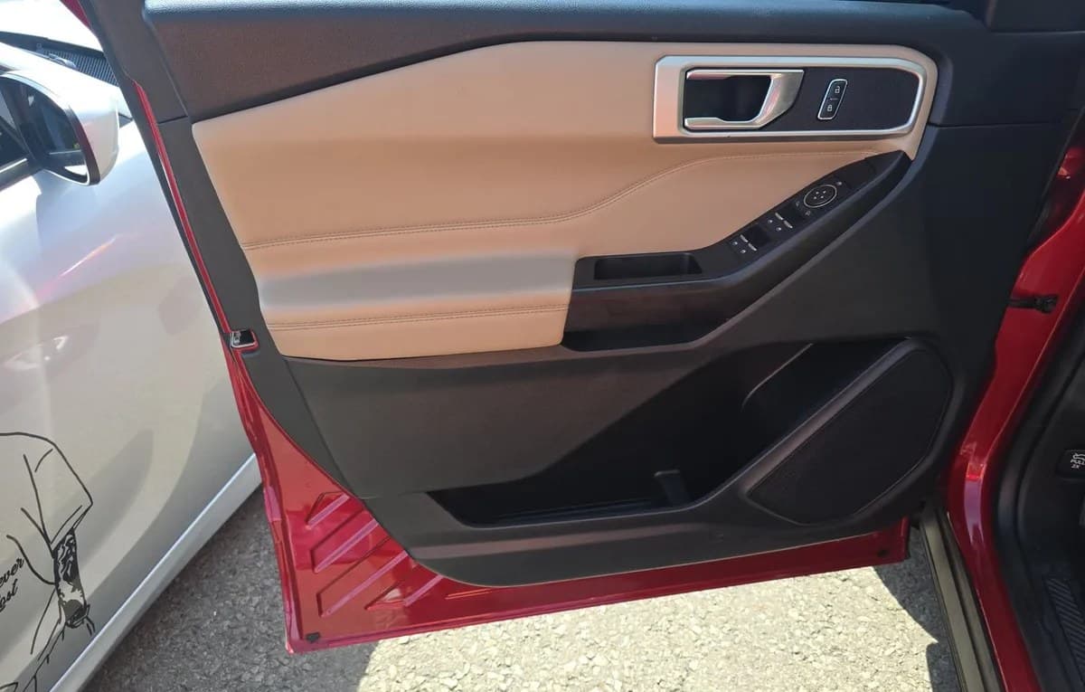 2020 FORD EXPLORER XLT 6