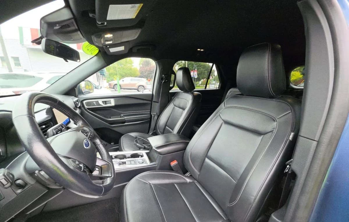 2020 FORD EXPLORER XLT 4