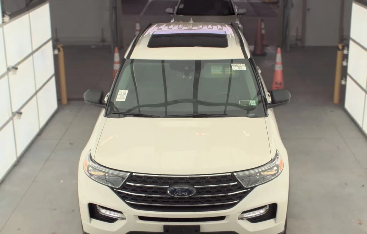 2022 FORD EXPLORER XLT 3