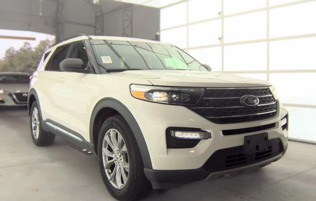 2022 FORD EXPLORER XLT 4