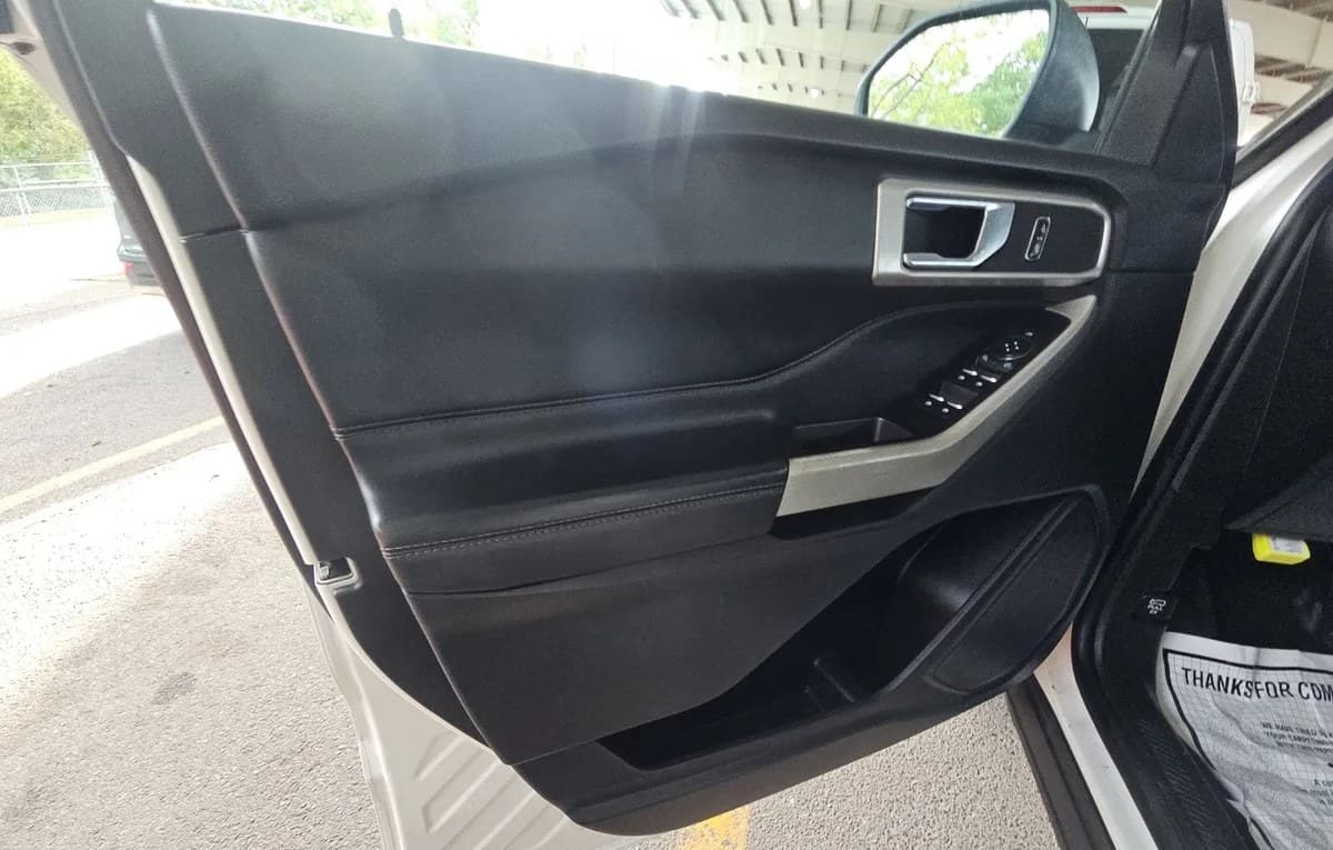 2022 FORD EXPLORER XLT 6