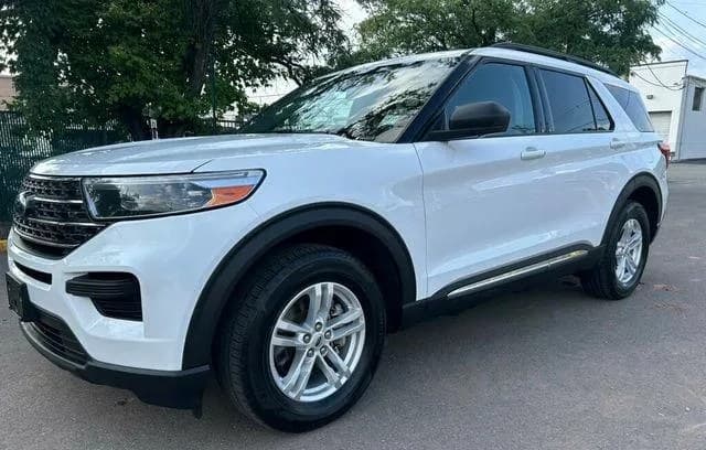 2022 FORD EXPLORER XLT 2
