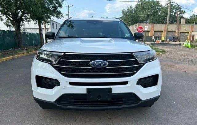 2022 FORD EXPLORER XLT 3