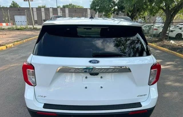 2022 FORD EXPLORER XLT 6