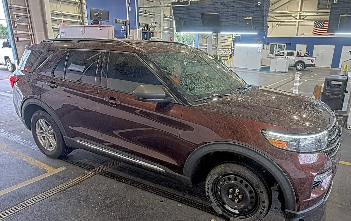 2020 FORD EXPLORER XLT 4