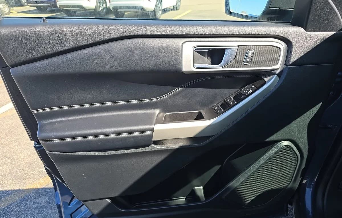 2020 FORD EXPLORER XLT 6
