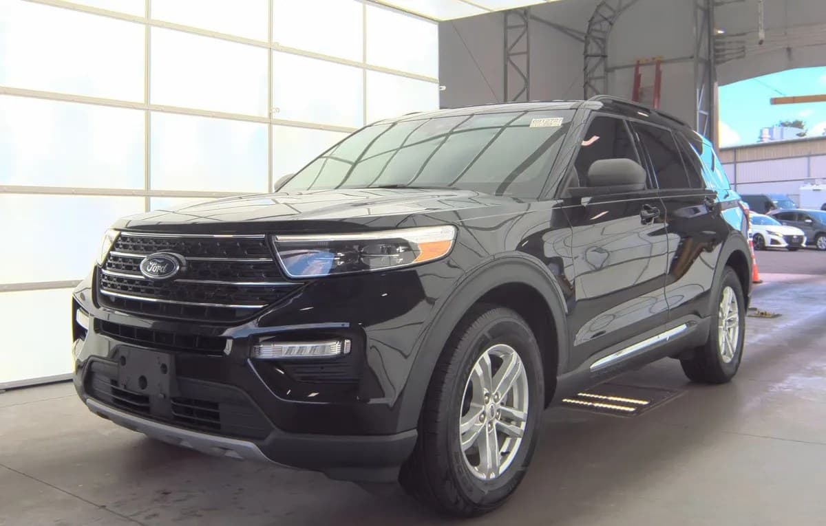 2021 FORD EXPLORER XLT 2