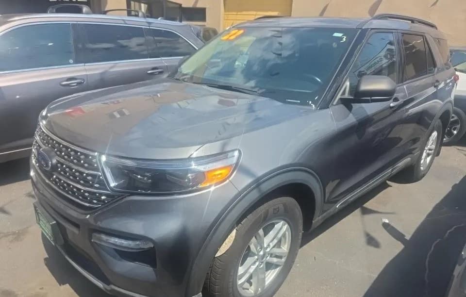 2022 FORD EXPLORER XLT 2