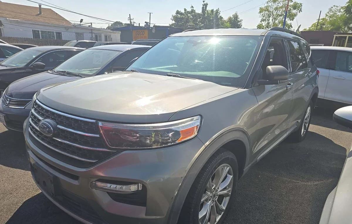 2020 FORD EXPLORER XLT 2