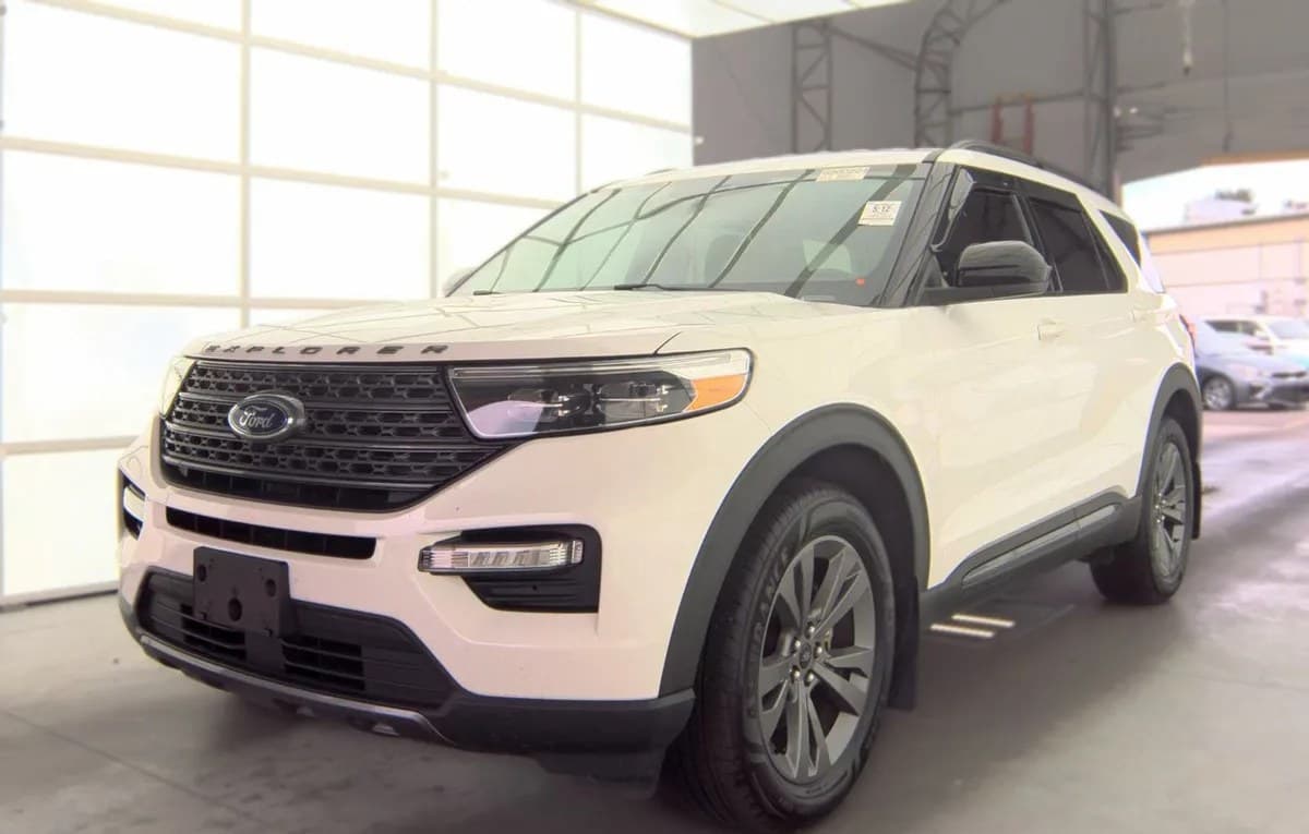 2022 FORD EXPLORER XLT 2