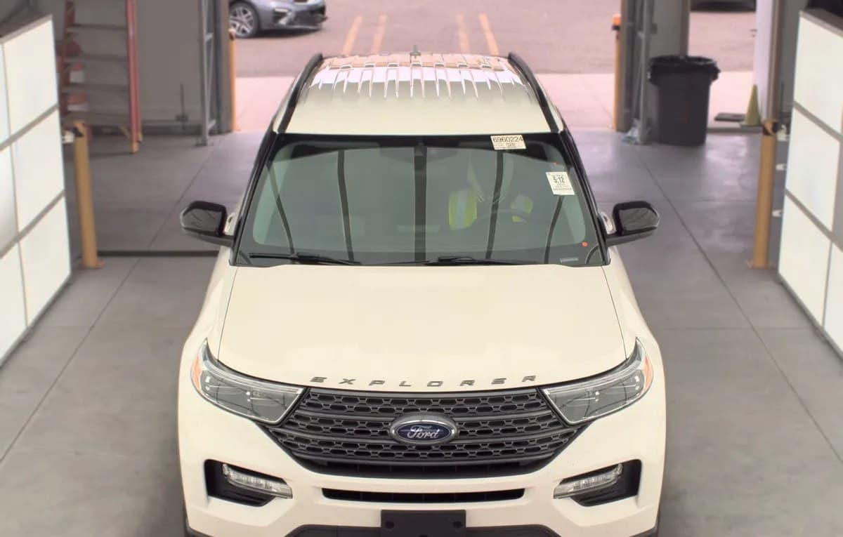 2022 FORD EXPLORER XLT 3