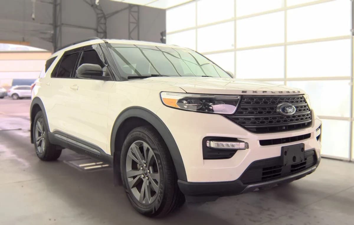 2022 FORD EXPLORER XLT 4