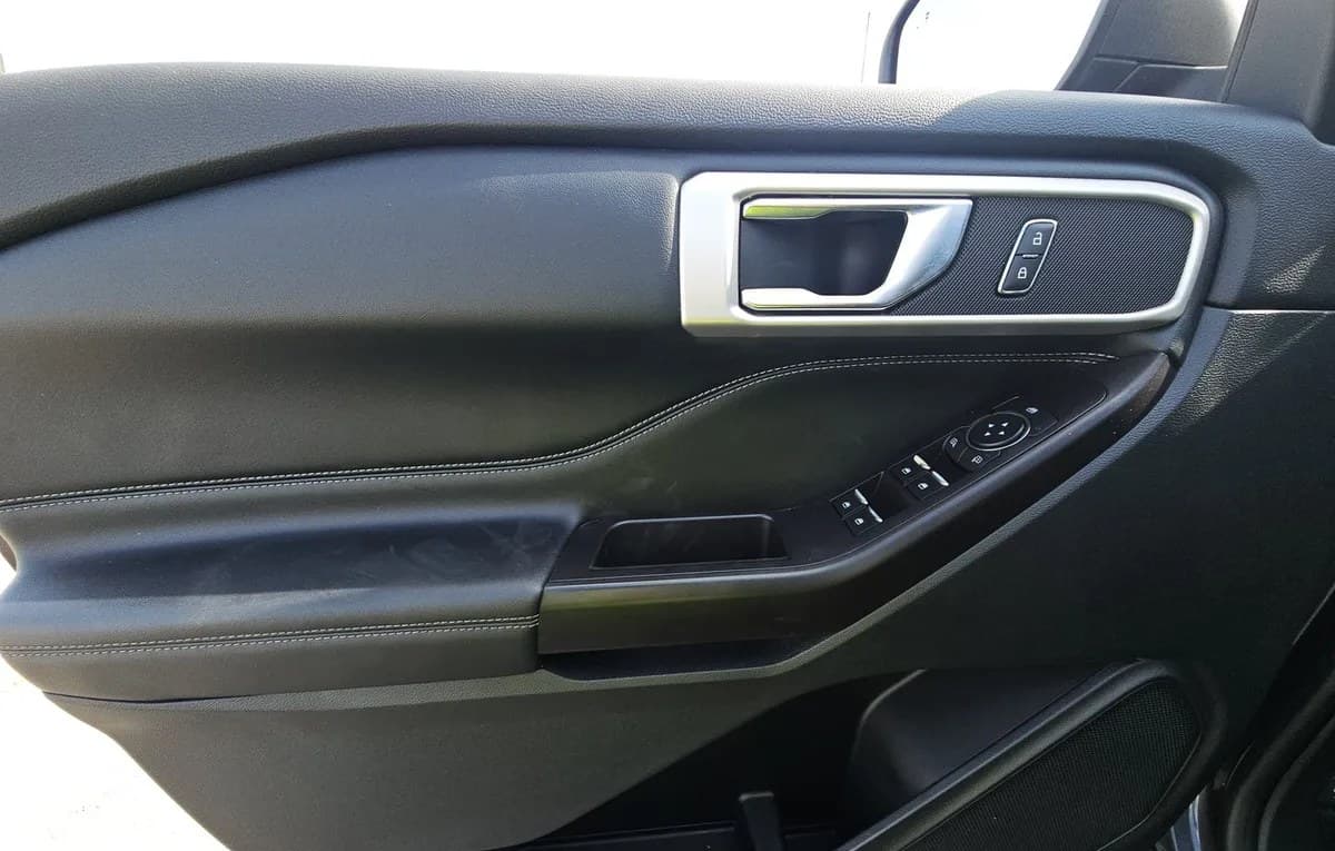 2020 FORD EXPLORER XLT 6