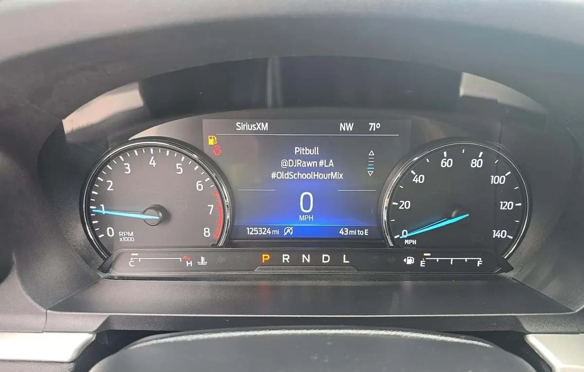 2022 FORD EXPLORER XLT 6
