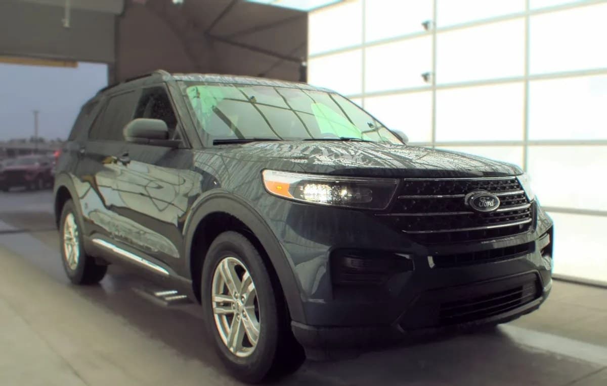 2023 FORD EXPLORER XLT 4