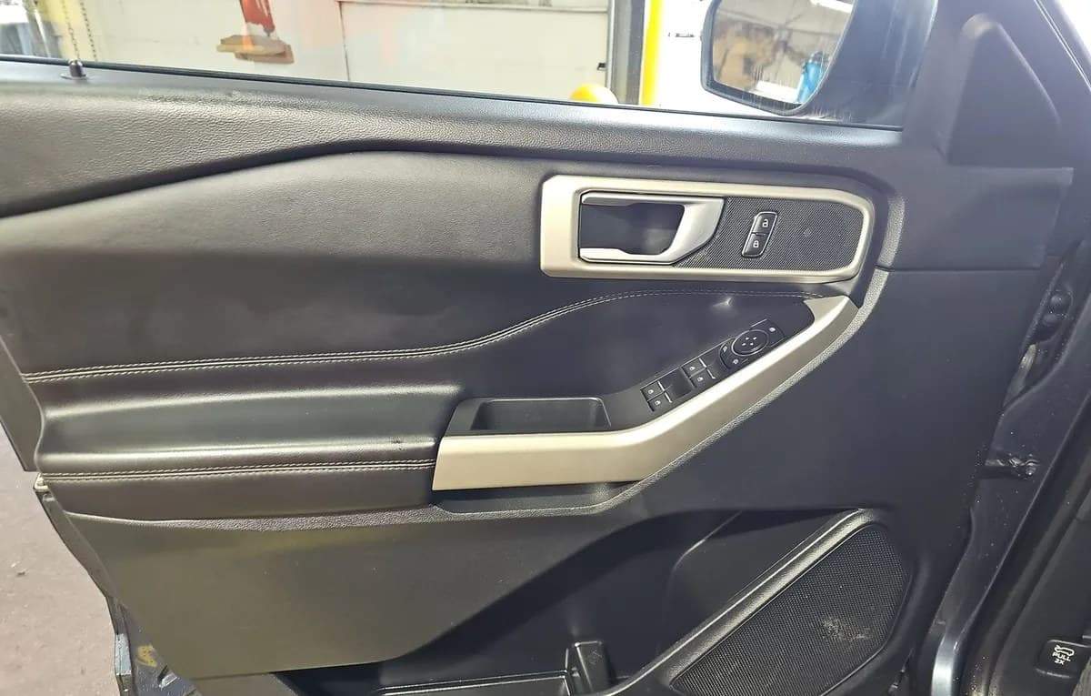 2023 FORD EXPLORER XLT 6