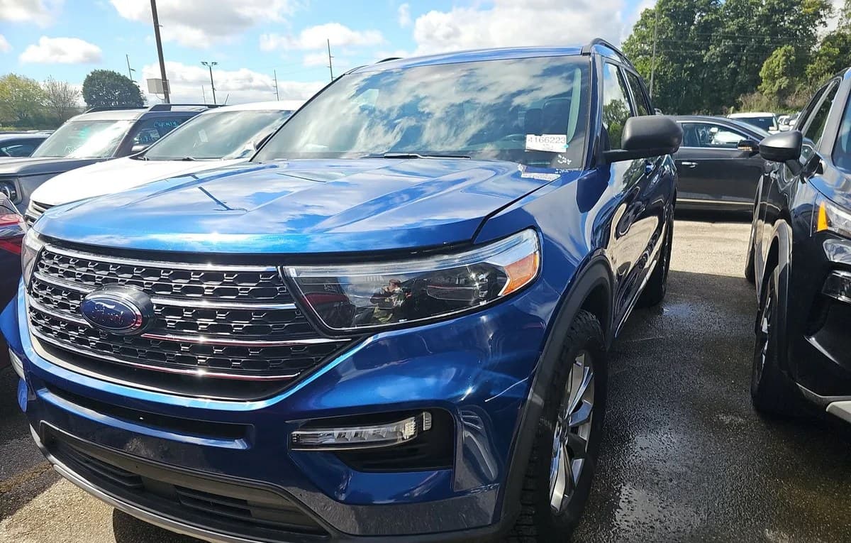 2020 FORD EXPLORER XLT 2
