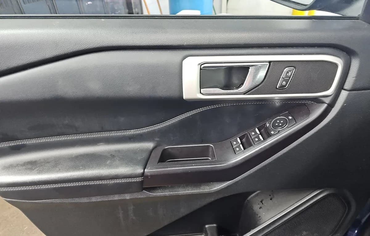 2020 FORD EXPLORER XLT 6