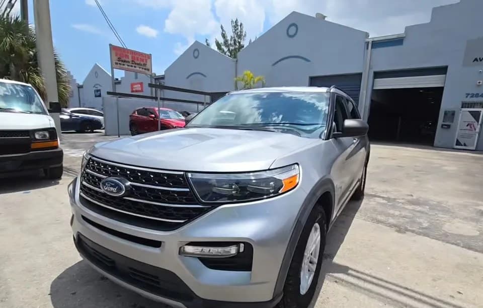 2021 FORD EXPLORER XLT 2