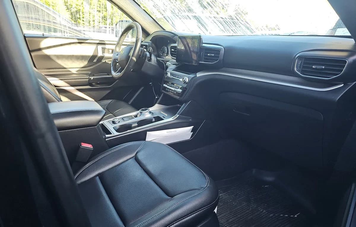2020 FORD EXPLORER XLT 5