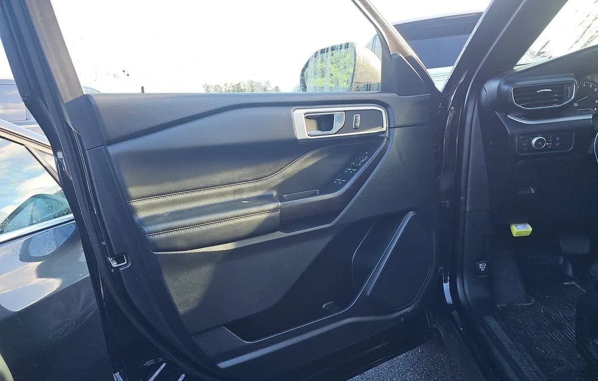 2020 FORD EXPLORER XLT 6