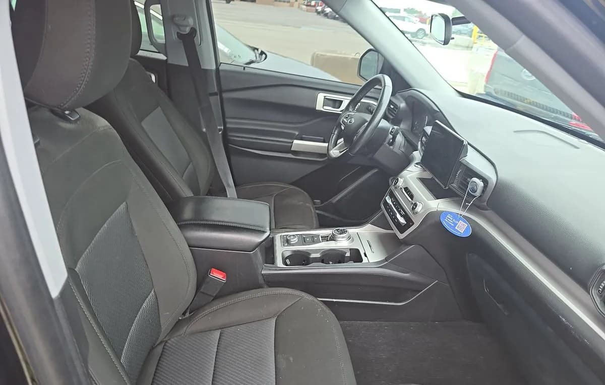 2023 FORD EXPLORER XLT 5