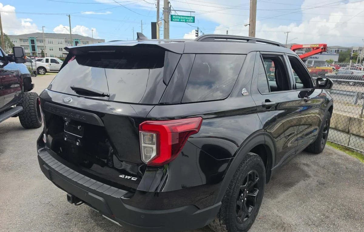 2021 FORD EXPLORER Timberline 4
