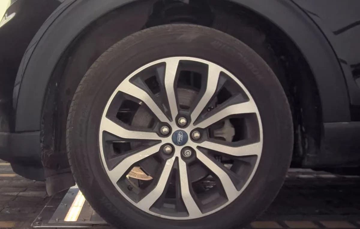 2022 FORD EXPLORER ST-Line 6