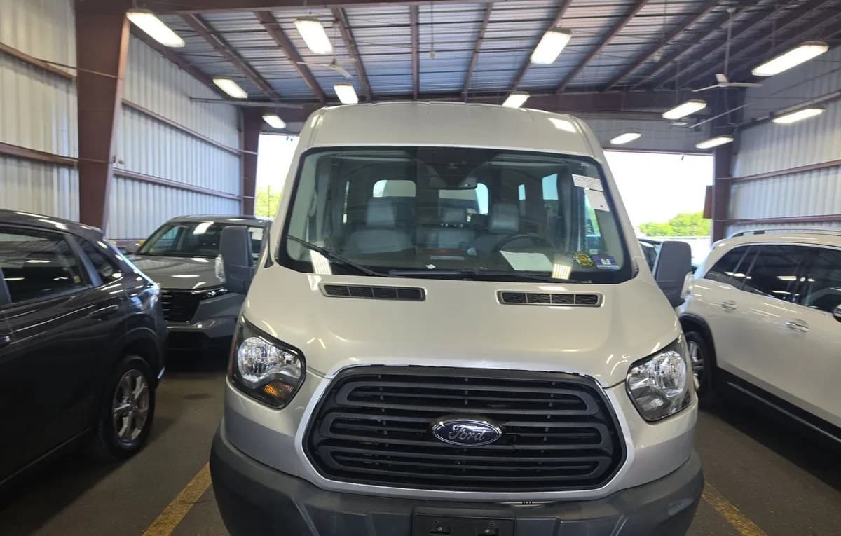 2019 FORD TRANSIT 150 XL 3