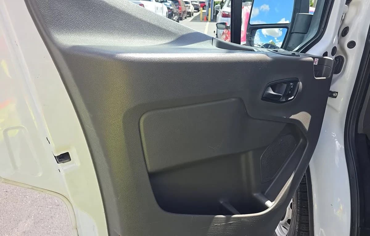 2020 FORD TRANSIT 150 XL 6