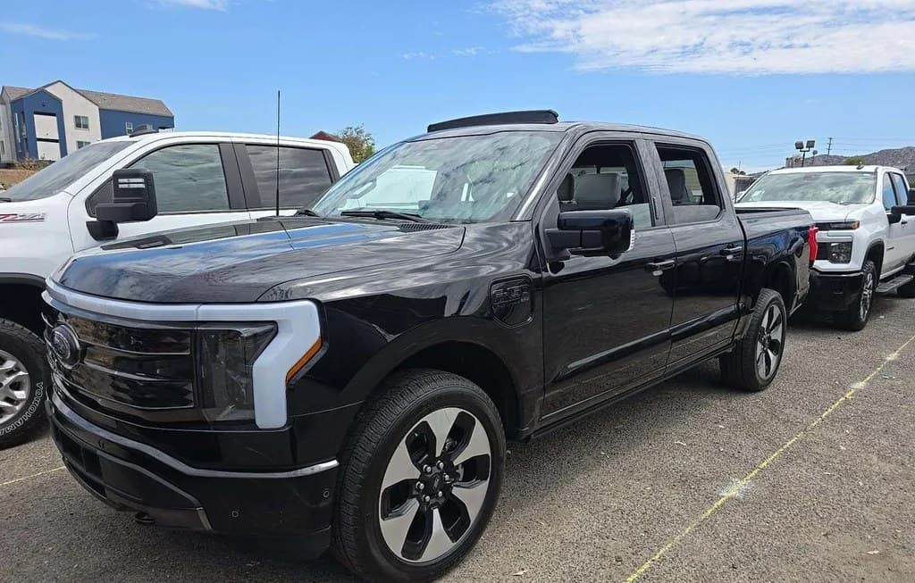 2023 FORD F-150 LIGHTNING PLATINUM CREW CAB SHORT BED