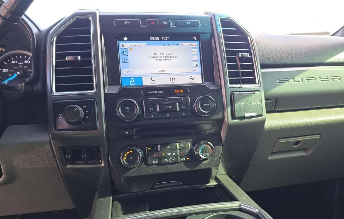 2017 FORD SUPER DUTY F-250 XLT CREW CAB MEDIUM BED 7