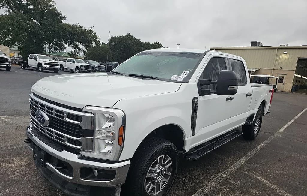 2025 FORD SUPER DUTY F-250 XLT CREW CAB MEDIUM BED