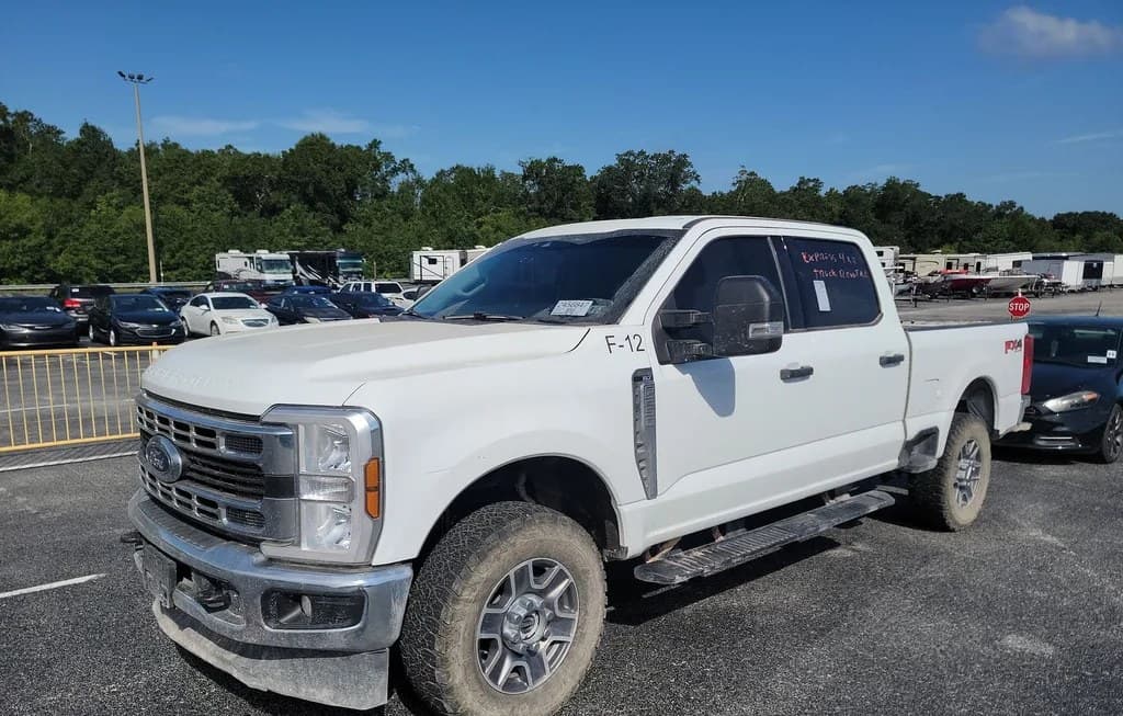 2025 FORD SUPER DUTY F-250 XLT CREW CAB MEDIUM BED