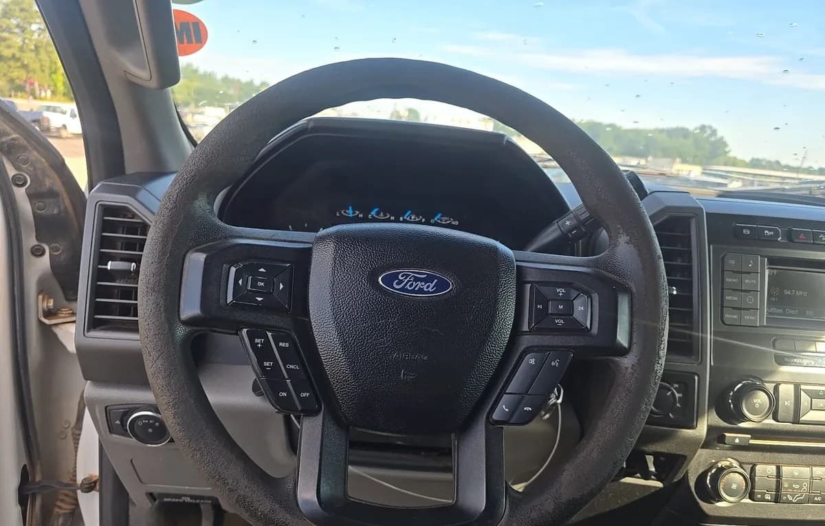 2017 FORD SUPER DUTY F-250 XL CREW CAB MEDIUM BED 7