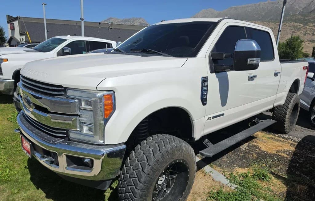 2018 FORD SUPER DUTY F-250 LARIAT CREW CAB MEDIUM BED