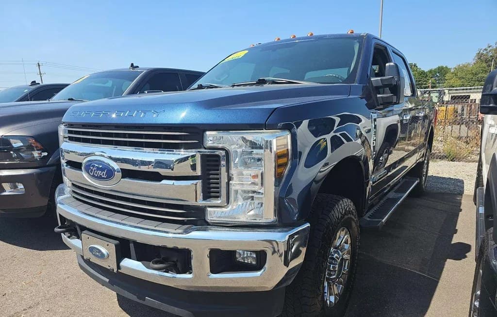 2019 FORD SUPER DUTY F-250 XLT CREW CAB MEDIUM BED