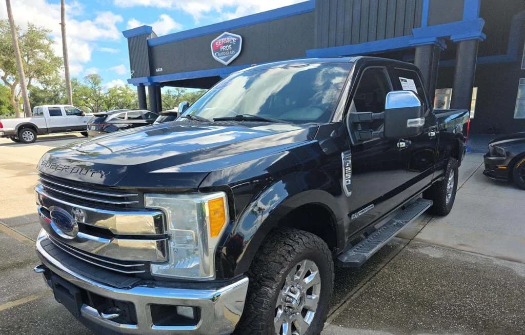 2017 FORD SUPER DUTY F-250 LARIAT CREW CAB MEDIUM BED