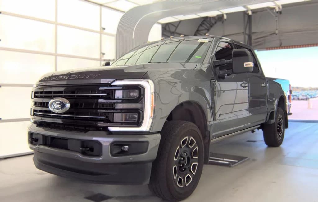2025 FORD SUPER DUTY F-250 PLATINUM CREW CAB MEDIUM BED