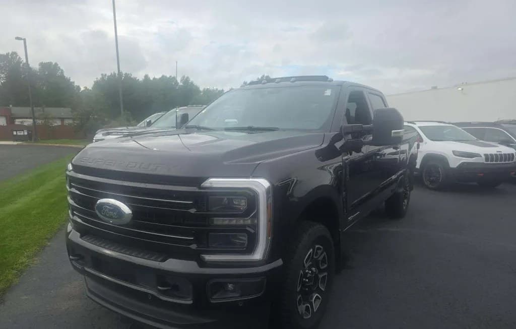 2026 FORD SUPER DUTY F-250 PLATINUM CREW CAB MEDIUM BED