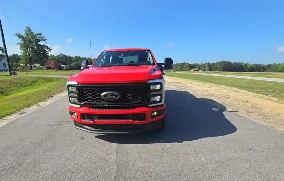 2025 FORD SUPER DUTY F-250 LARIAT CREW CAB MEDIUM BED