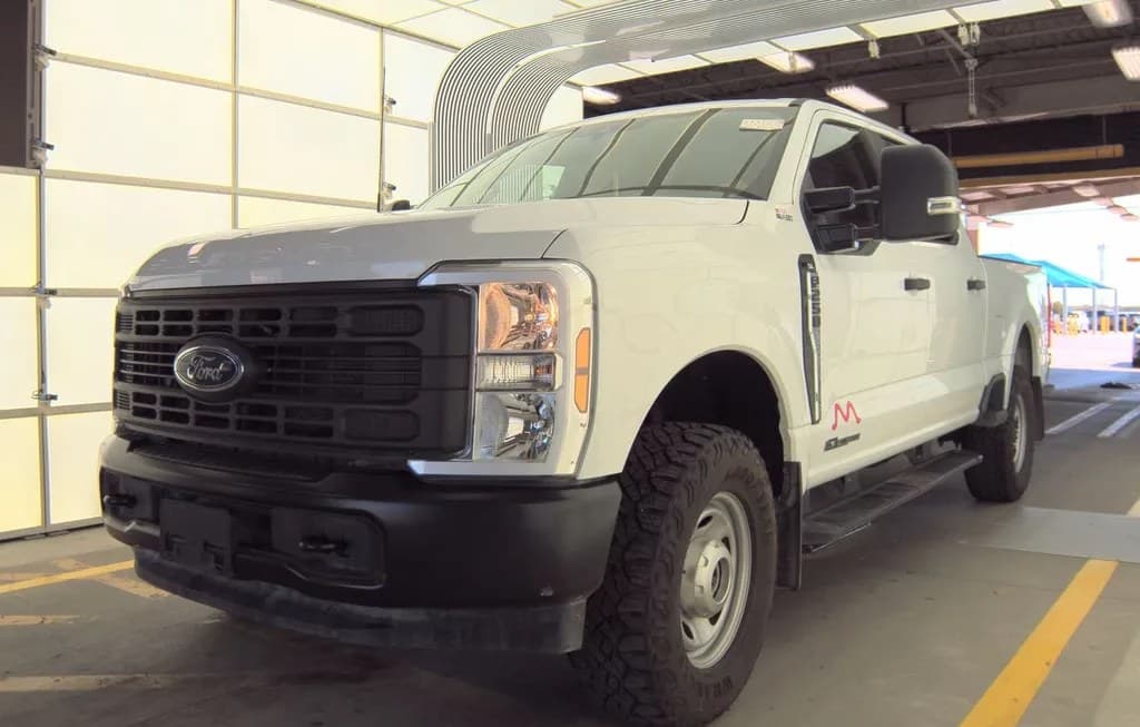 2025 FORD SUPER DUTY F-250 XL CREW CAB MEDIUM BED