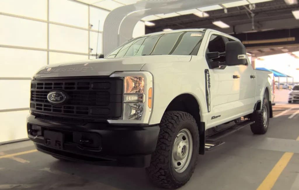 2025 FORD SUPER DUTY F-250 XL CREW CAB MEDIUM BED